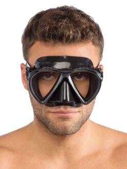 Cressi Lince Mask -Mares Diving Shop Cressi Lince Mask on Face