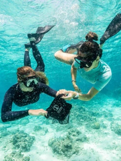 Fourth Element Ocean Debris Bag -Mares Diving Shop Fourth Element Ocean Debris Bag Rolled Up Lifestyle Women