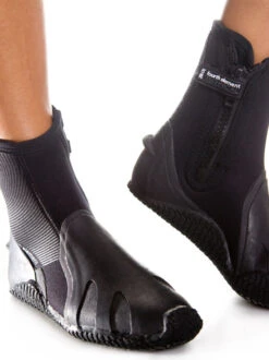 Fourth Element Pelagic Boots -Mares Diving Shop Fourth Element Pelagic 6.5 Boots Lifestyle