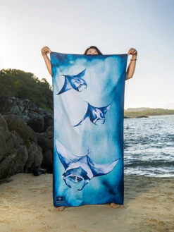 Ocean Armour Manta Beach Towel -Mares Diving Shop Ocean Armour Manta Beach Towel Lifestyle Beach Vertical