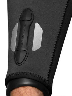Waterproof W7 Wetsuit 5mm Ladies 20 Waterproof W7 Wetsuit 5mm Ladies -Mares Diving Shop Waterproof W7 Sleeve Computer Holder Detail 874029ed d0cb 4a85 9cbd 0cac2dc17a97